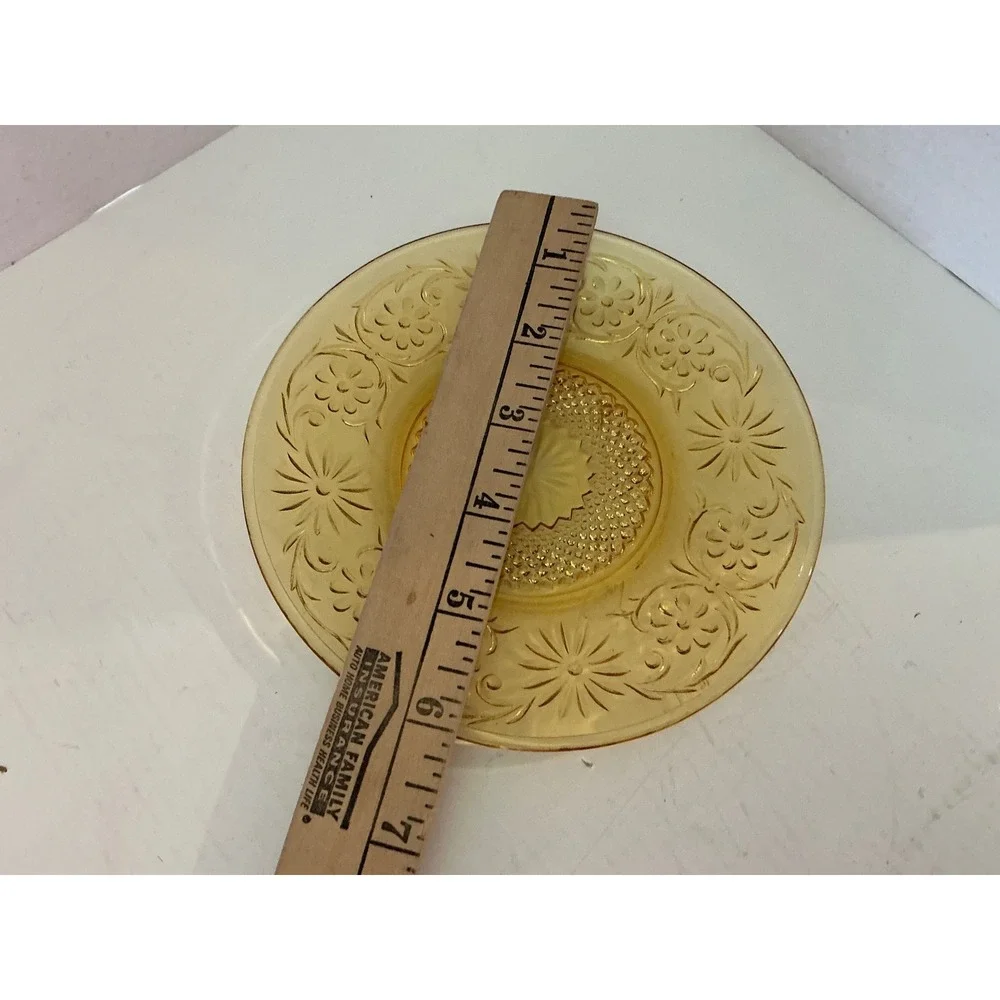 Tiara Vintage Amber Glass Sandwich Pattern Floral Bread Dessert Plate 6 Inch